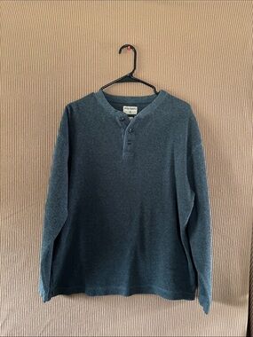 High Sierra Men's Teal Crewneck Henley Sweater